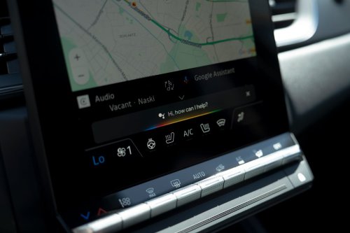 2025 Mitsubishi Grandis debuts – no longer MPV, now rebadged Renault SUV; 1.5 litre MHEV, 1.8 litre hybrid