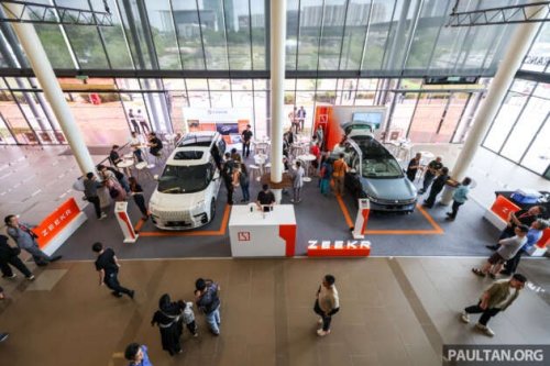 PACE 2025: Check out the Zeekr 7X and 009 – book with Carro and get a free 22 kW wallbox; deals await
