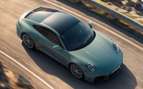 992 Porsche 911 Carrera 4S, Targa 4S facelifts debut – 480 PS 3.0L biturbo boxer six-cylinder; GTS brakes