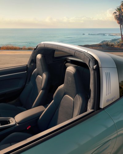 Porsche, Porsche 911, Porsche 911 Carrera, 992 Porsche 911 Carrera 4S, Targa 4S facelifts debut – 480 PS 3.0L biturbo boxer six-cylinder; GTS brakes
