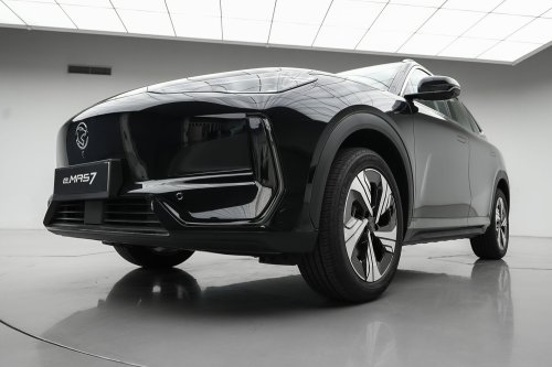 Proton eMas 5 amasses over 10,000 bookings, 7,413 Proton eMas 7 sold as of end-Oct; Malaysia’s No 1 EV