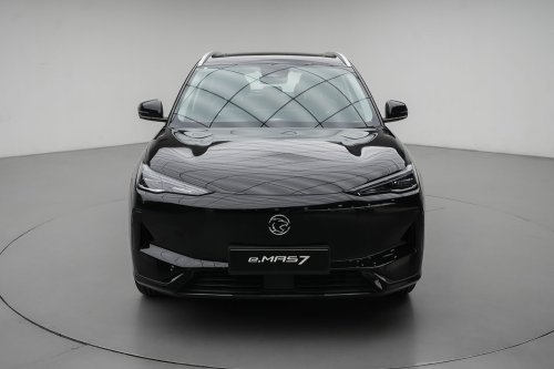 Proton eMas 5 amasses over 10,000 bookings, 7,413 Proton eMas 7 sold as of end-Oct; Malaysia’s No 1 EV