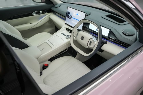 Proton eMas 5 amasses over 10,000 bookings, 7,413 Proton eMas 7 sold as of end-Oct; Malaysia’s No 1 EV