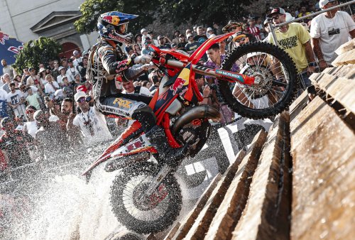 Lettenbichler triumphs at 2025 Red Bull Romaniacs
