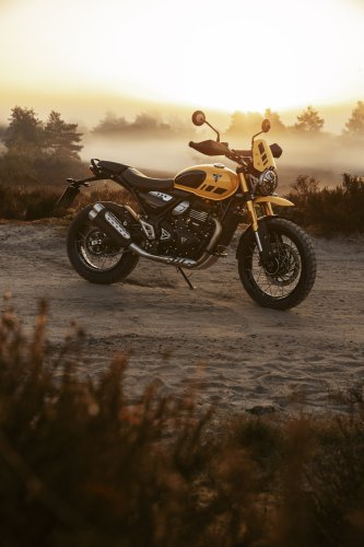 2025 Triumph Scrambler 400 XC gets global reveal