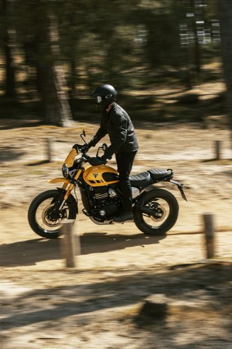 2025 Triumph Scrambler 400 XC gets global reveal