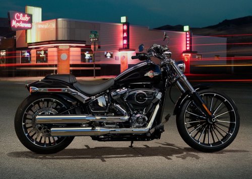 2025 Harley-Davidson cruiser range official launch at Art of Speed Malaysia, pricing starts from RM119,900