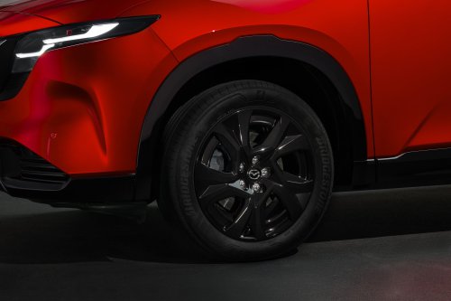 2026 Mazda CX-5 revealed – more practical 3rd gen, 15.6-inch touchscreen, 141 PS 2.5L NA mild hybrid