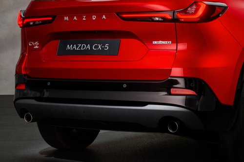 2026 Mazda CX-5 revealed – more practical 3rd gen, 15.6-inch touchscreen, 141 PS 2.5L NA mild hybrid