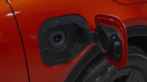 2026 Subaru Uncharted debuts in the US – up to 338 hp, 483 km EV range; sister model to Toyota C-HR+