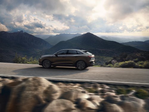 2025 Audi Q3 Sportback unveiled – 29 mm lower roofline, offered with petrol, diesel, PHEV powertrains