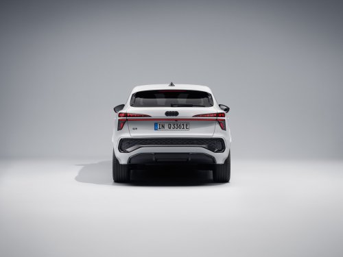 2025 Audi Q3 Sportback unveiled – 29 mm lower roofline, offered with petrol, diesel, PHEV powertrains