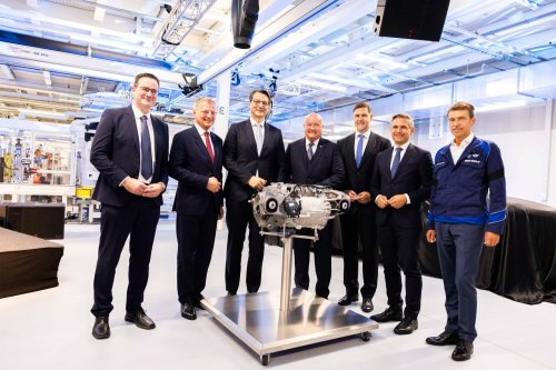 2026 BMW iX3 50 xDrive EV – 10% lighter, 40% less energy loss, 20% less costs compared to predecessor