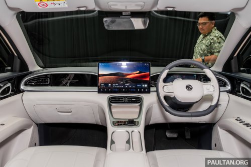 Proton eMas 5 EV to also be offered with black interior