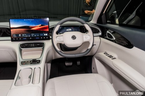 Proton eMas 5 EV to also be offered with black interior