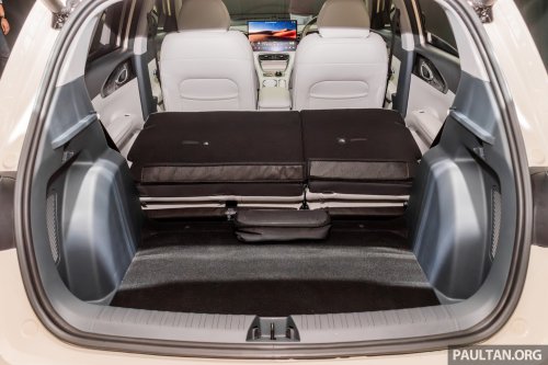 Proton eMas 5 EV to also be offered with black interior