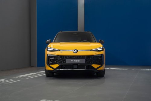 2025 Volkswagen T-Roc revealed – second-gen ‘Golf SUV’ is longer, 1.5L eTSI MHEV, column gear selector