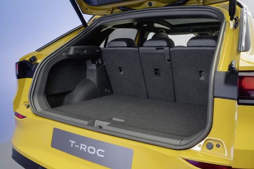 2025 Volkswagen T-Roc revealed – second-gen ‘Golf SUV’ is longer, 1.5L eTSI MHEV, column gear selector