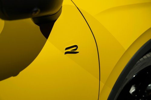 2025 Volkswagen T-Roc revealed – second-gen ‘Golf SUV’ is longer, 1.5L eTSI MHEV, column gear selector