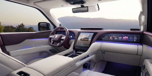 Yangwang U8L in China – BYD’s ultra-luxurious 6-seater REEV SUV rivals Rolls-Royce Cullinan; RM769k