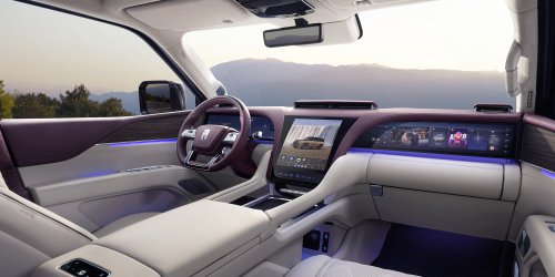 Yangwang U8L in China – BYD’s ultra-luxurious 6-seater REEV SUV rivals Rolls-Royce Cullinan; RM769k