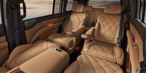 BYD, SUV, Rolls-Royce, Yangwang U8L in China – BYD’s ultra-luxurious 6-seater REEV SUV rivals Rolls-Royce Cullinan; RM769k