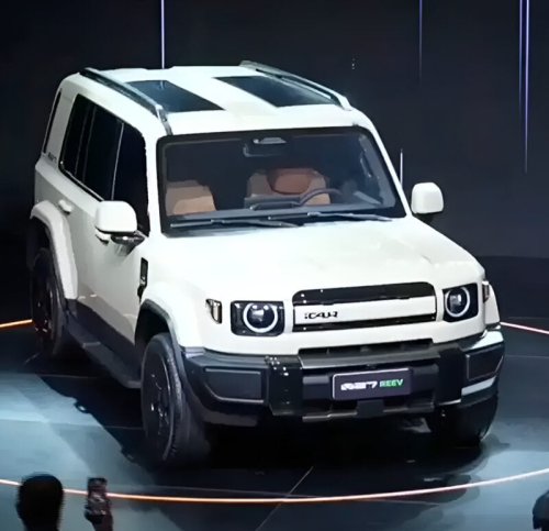 iCar V27 makes world debut in Dubai – iCar’s biggest model yet, 1.5T REEV, up to 455 PS, 200 km EV range