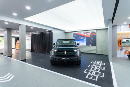 iCaur Malaysia opens Glenmarie outlet by Absolute Motor – brand’s first dealership in Malaysia, worldwide