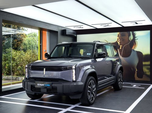 iCaur Malaysia opens Glenmarie outlet by Absolute Motor – brand’s first dealership in Malaysia, worldwide