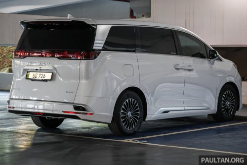 2025 Denza D9 EV MPV review in Malaysia – RM259k-309k, should the Toyota Alphard/Vellfire be worried?