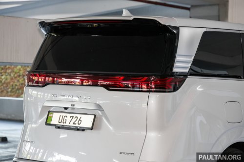 Denza D9 tax-free prices unchanged for 2025 units as MY2026 is prepared – RM259k FWD, RM309k AWD