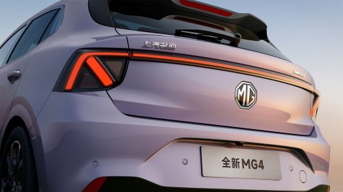 2025 MG4 EV – 42.8 kWh and 53.9 kWh LFP batteries, up to 530 km range CLTC; from RM43k in China