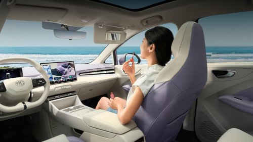 2025 MG4 gets rounded styling under pressure to improve China sales; semi-solid-state battery in Sept