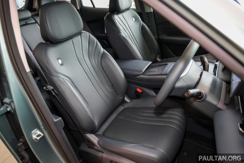 Proton eMas 7 now comes with free tonneau cover for existing, new customers – OTA brings Apple CarPlay
