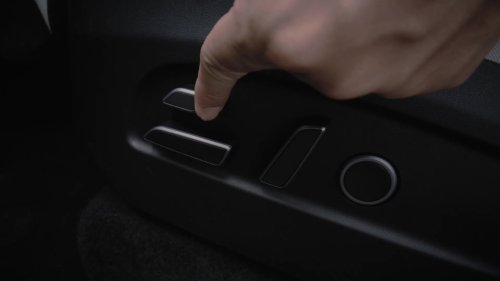 2026 Tesla Model Y in China updated to get larger 16-inch screen, black headlining from 6-seater Model Y L