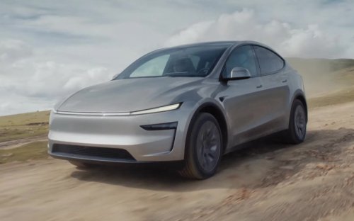 2026 Tesla Model Y in China updated to get larger 16-inch screen, black headlining from 6-seater Model Y L