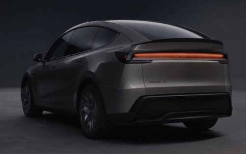 2026 Tesla Model Y in China updated to get larger 16-inch screen, black headlining from 6-seater Model Y L