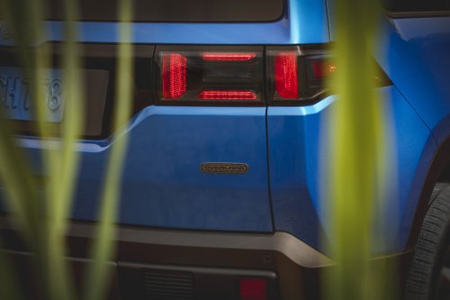 2026 Jeep Cherokee – 210 hp/312 Nm 1.6T petrol hybrid with two e-motors; 800 km combined range