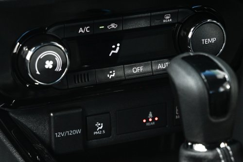 2026 Toyota Vios Hybrid debuts – 1.5L four-cylinder petrol, 111 PS; two variants, from RM93k in Thailand