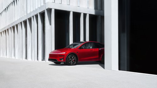 2026 Tesla Model Y Performance debuts – top-spec Juniper packs 460 hp; 0-100 in 3.5s, 250 km/h, 580 km