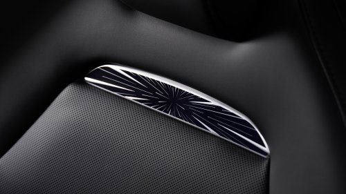 2026 Tesla Model Y Performance debuts – top-spec Juniper packs 460 hp; 0-100 in 3.5s, 250 km/h, 580 km