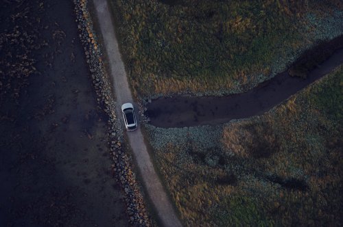 2026 Volvo XC70 officially debuts – extended-range PHEV; up to 212 km EV range, from RM177k in China