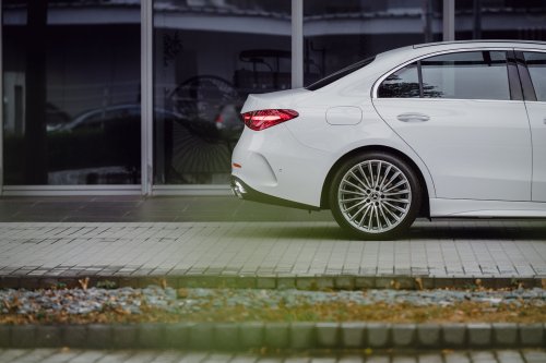 Mercedes-Benz C200 AMG Line launched in Malaysia – CKD, 19-inch AMG alloys, 360 camera, RM292,888