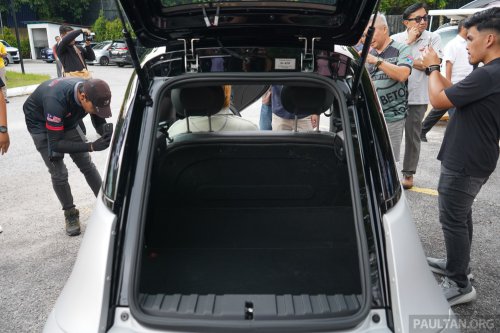 Microlino previewed in Malaysia – first debut in Asia; modern bubble car with 228 km EV range; 2026 launch