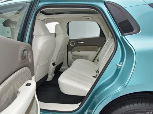 GWM Ora 5 officially revealed – BYD Atto 3-rivalling EV SUV with Good Cat looks and interior, 204 PS