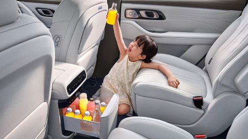 Geely Galaxy M9 in China – 6-seat PHEV SUV, up to 870 PS, 185 km EV range, 1,255 km total, from RM103k