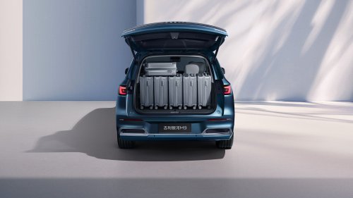 Geely Galaxy M9 in China – 6-seat PHEV SUV, up to 870 PS, 185 km EV range, 1,255 km total, from RM103k