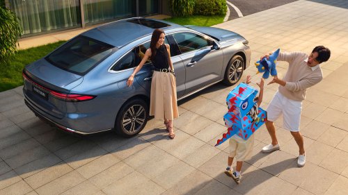 Geely Galaxy Starshine 6 in Beijing – PHEV version of Emgrand; next Proton S70, future Proton eMas sedan?