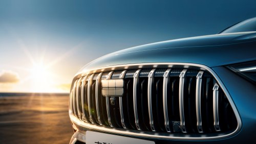 Geely Galaxy Starshine 6 in Beijing – PHEV version of Emgrand; next Proton S70, future Proton eMas sedan?