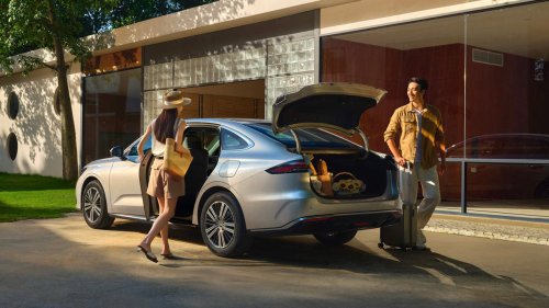 Geely Galaxy Starshine 6 in Beijing – PHEV version of Emgrand; next Proton S70, future Proton eMas sedan?